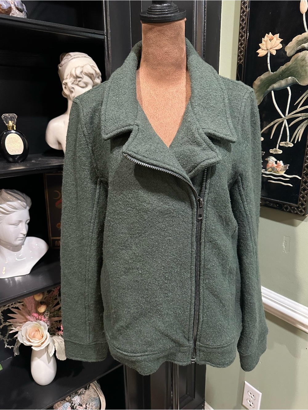 Tahari Forest Green Textured Wool‑Blend Moto Jacket – Size Unknown (Fits M/L)